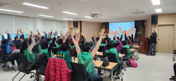 KakaoTalk_20231218_175201538_07.jpg