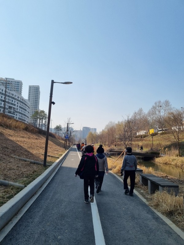 KakaoTalk_20250321_200924687_06.jpg